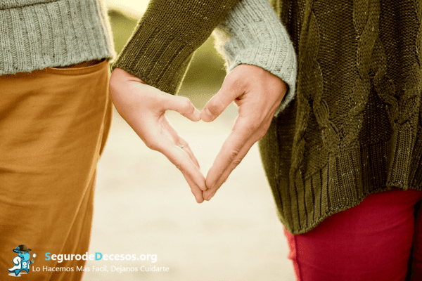Mejor seguro de decesos para parejas en España