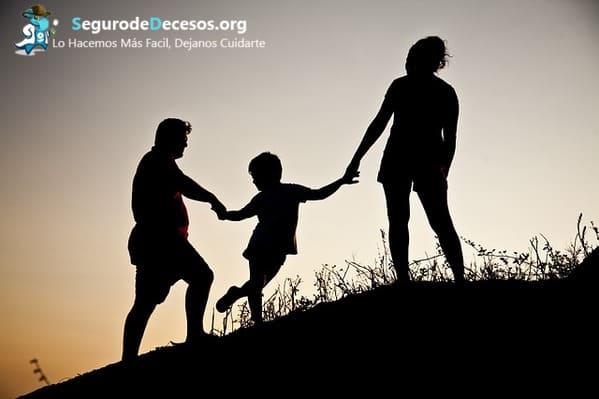 ¿Hay seguros de decesos específicos para padres en España?